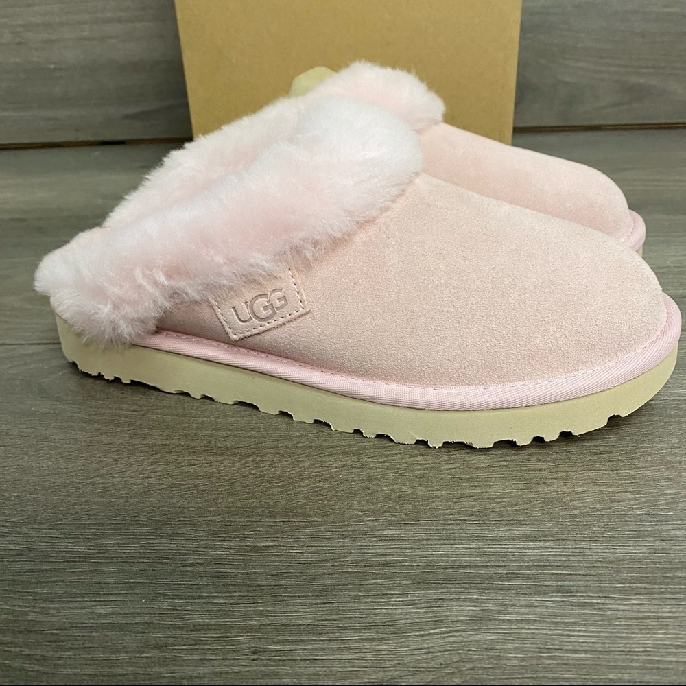 UGG | Cluggette Sheepskin Suede Slippers Pink Cloud LIMITED STOCK Valentines Day - Picture 3 of 11